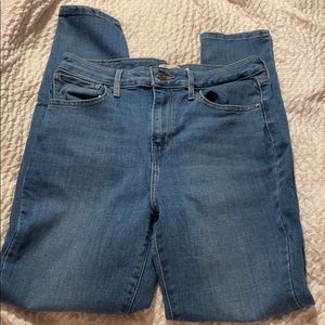 Levi high rise jeans